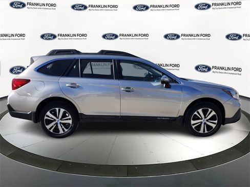 Used 2019 Subaru Outback 2.5i Limited image 6
