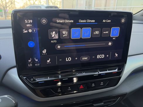 Used 2023 Volkswagen ID.4 Pro S image 25