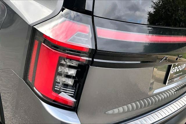 Certified 2026 Nissan Armada PRO-4X w/ Captain's Chari Seat Package AWD/4WD image 28