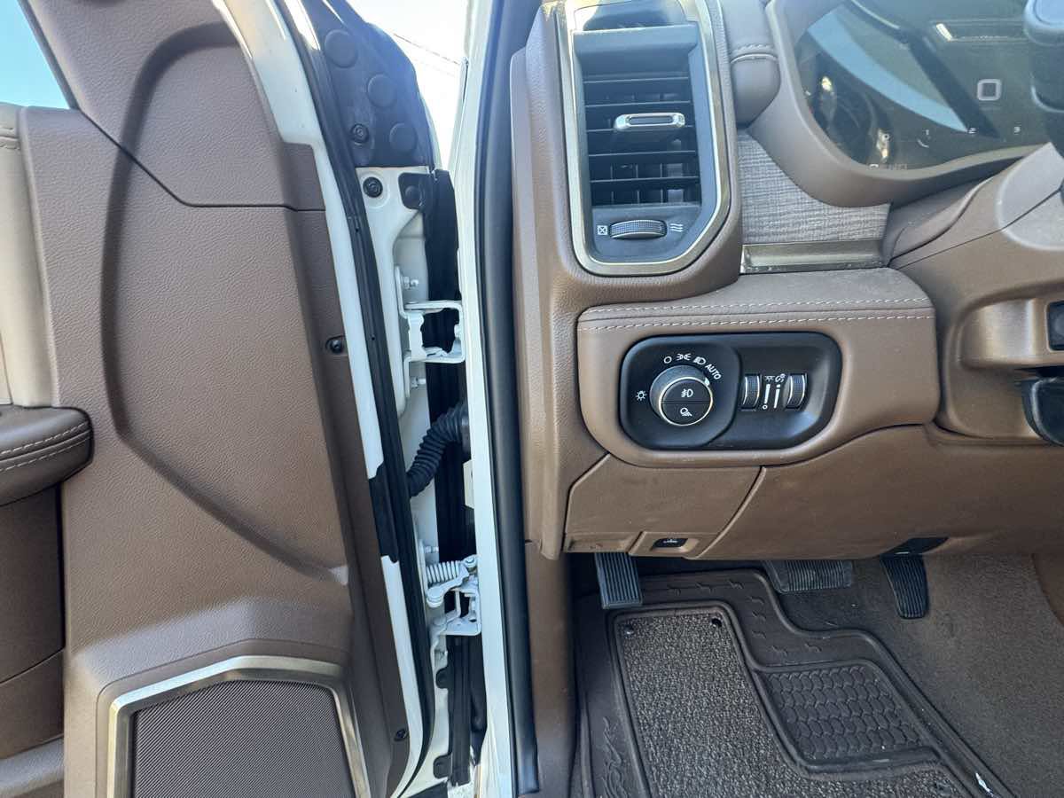 Used 2024 RAM 2500 Limited w/ Safety Group AWD/4WD image 13