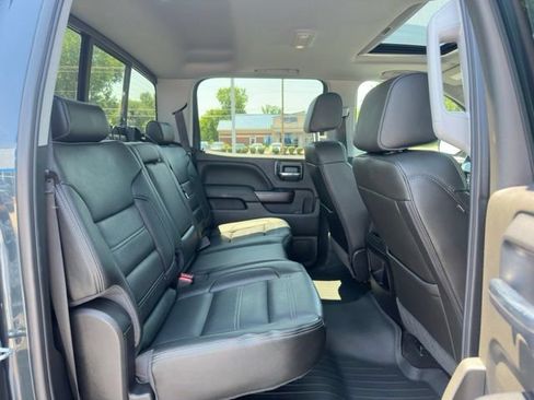 Used 2018 GMC Sierra 1500 Denali w/ Denali Ultimate Package AWD/4WD image 12