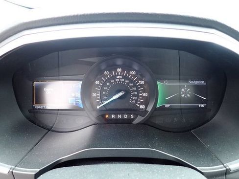 Used 2016 Ford Edge Titanium w/ Technology Package AWD/4WD image 16