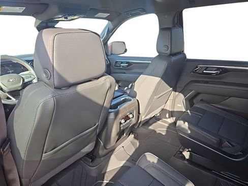 New 2026 Chevrolet Tahoe RST w/ RST Performance Edition AWD/4WD image 14