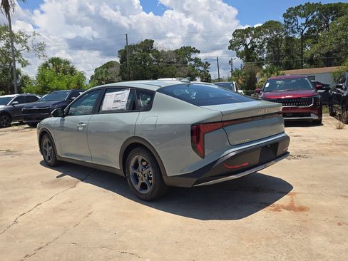 New 2026 Kia K4 FWD image 6