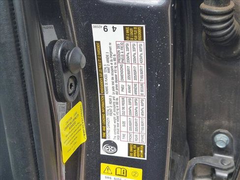 Used 2017 Toyota RAV4 XLE FWD image 15
