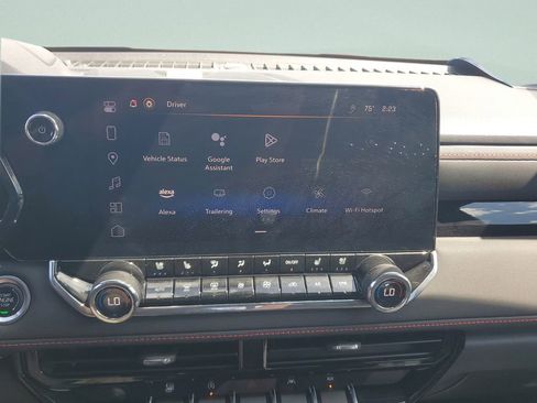 Used 2024 Chevrolet Colorado Z71 w/ Z71 Convenience Package 2 image 29