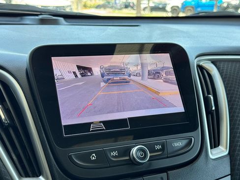 Used 2024 Chevrolet Malibu LT FWD image 20