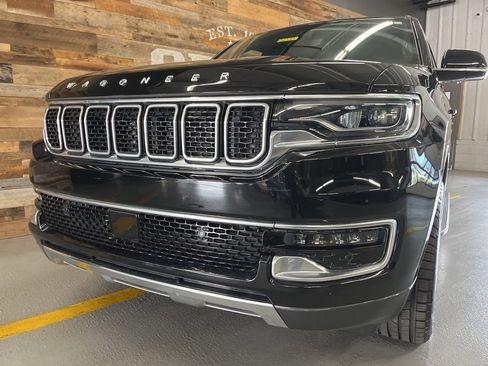Used 2022 Jeep Wagoneer Series III image 8