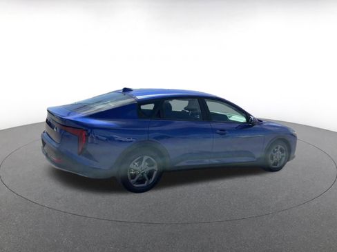 Used 2025 Kia K4 LXS image 15