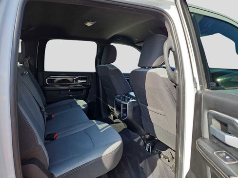 Used 2024 RAM 2500 Big Horn w/ Off Road Package image 16