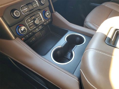 Used 2023 Chevrolet Tahoe High Country w/ LPO, Illumination Package image 20