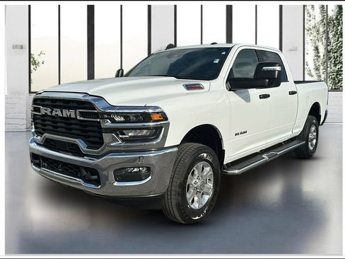 Used 2025 RAM 2500 Big Horn AWD/4WD image 1