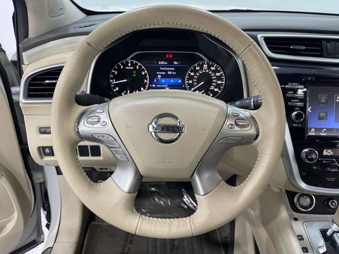 Used 2017 Nissan Murano Platinum w/ Platinum Technology Package FWD image 21