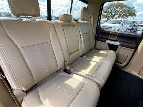 Used 2019 Ford F150 Lariat w/ Equipment Group 502A Luxury image 22