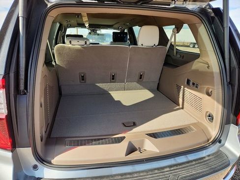 New 2026 GMC Yukon XL Denali w/ Denali Reserve Package image 8