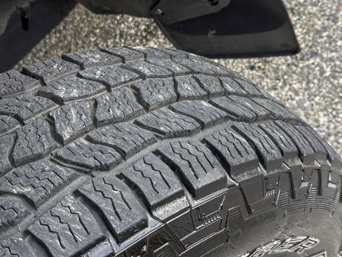 Used 2008 Chevrolet Silverado 1500 LT w/ Power Pack Plus image 8