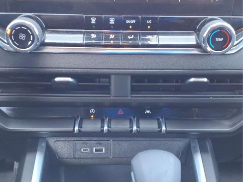 Used 2023 Chevrolet Colorado Trail Boss w/ Advanced Trailering Package image 20