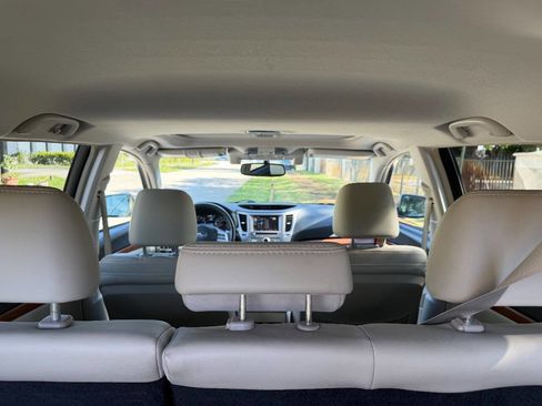 Used 2013 Subaru Outback 2.5i Limited image 30
