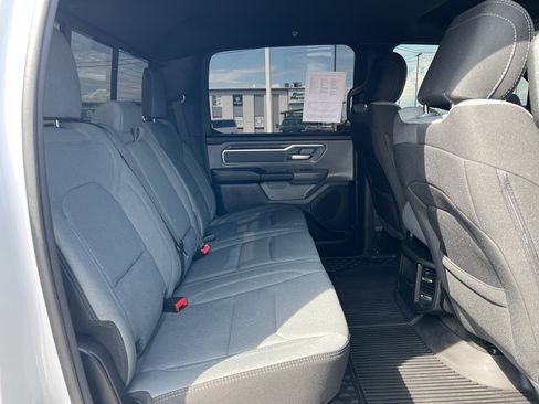 Used 2022 RAM 1500 Big Horn AWD/4WD image 29