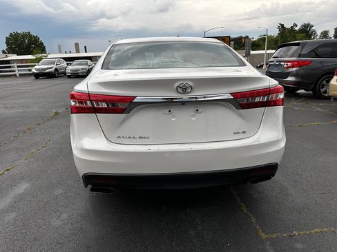 Used 2014 Toyota Avalon XLE FWD image 6
