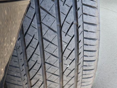 Used 2019 Toyota Avalon XSE image 27