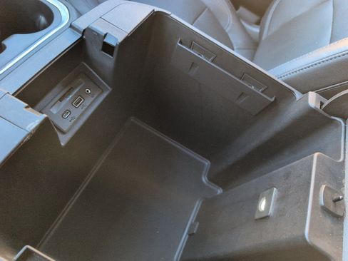 Used 2020 GMC Sierra 1500 SLT w/ SLT Premium Plus Package image 24