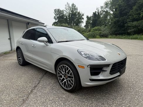 Used 2020 Porsche Macan Turbo AWD/4WD image 7
