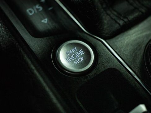 Used 2021 Volkswagen Atlas SEL image 20