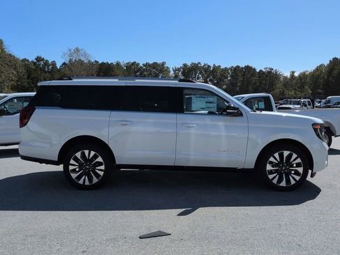 New 2025 Ford Expedition Max Platinum w/ Platinum Ultimate Package image 3