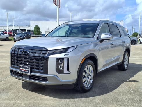 Used 2024 Hyundai Palisade SEL image 3