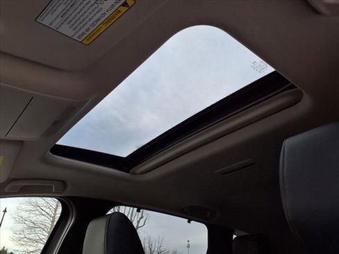 Certified 2025 MAZDA CX-70 3.3 Turbo w/ Premium Package image 20