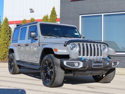Used 2023 Jeep Wrangler Unlimited Sahara w/ Cold Weather Group