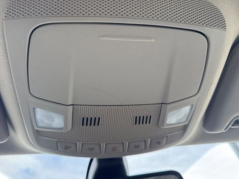 Used 2020 Ford Fusion SE AWD/4WD image 32