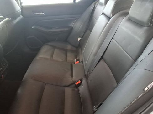 Used 2019 Nissan Altima 2.5 Platinum image 13