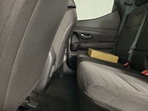 New 2025 Hyundai Santa Cruz SE image 32