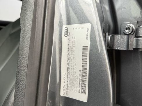 Used 2017 Audi A3 e-tron Premium image 28