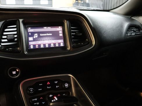 Used 2020 Dodge Challenger SXT w/ Driver Convenience Group image 42