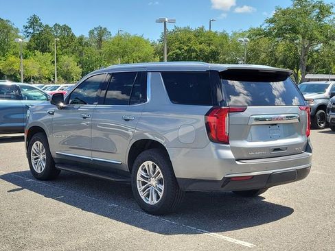 Certified 2023 GMC Yukon SLT w/ SLT Luxury Package AWD/4WD image 3
