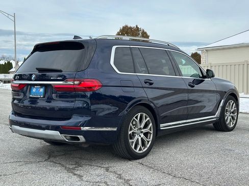 Used 2021 BMW X7 xDrive40i w/ Executive Package image 9