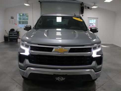 Used 2025 Chevrolet Silverado 1500 LT image 3