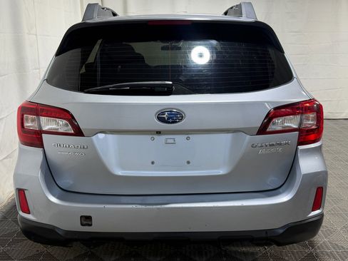 Used 2017 Subaru Outback 2.5i image 8