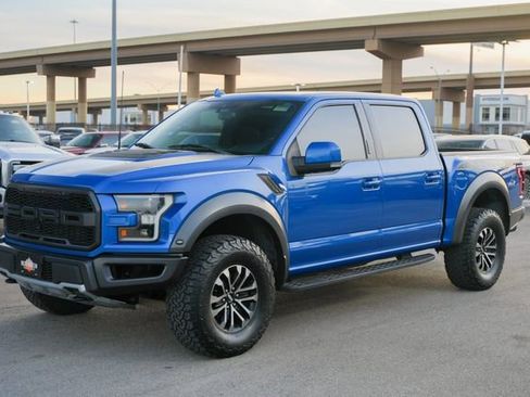 Used 2019 Ford F150 Raptor w/ Equipment Group 802A Luxury image 18