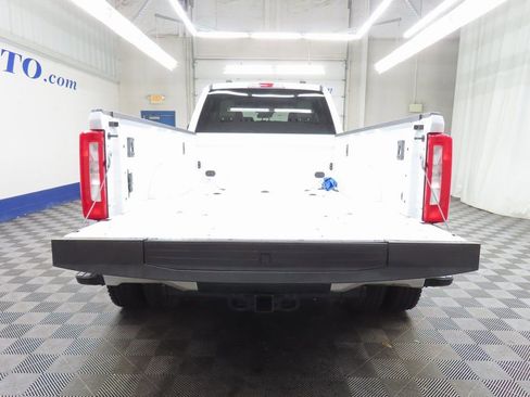Used 2023 Ford F450 XLT image 29