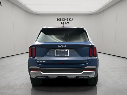 New 2026 Kia Sorento S AWD/4WD image 14
