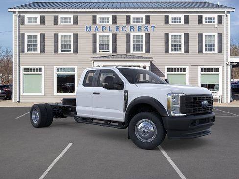New 2026 Ford F550 4x4 Supercab Super Duty image 7