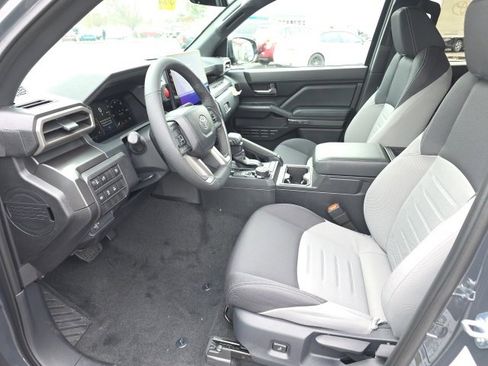 New 2025 Toyota Tacoma TRD Off-Road image 8