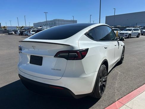 Used 2022 Tesla Model Y Performance AWD/4WD image 6