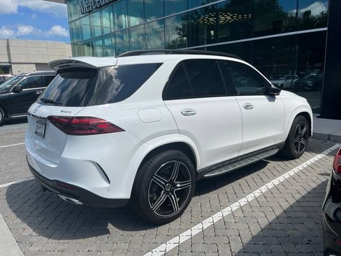 Used 2024 Mercedes-Benz GLE 450e 4MATIC image 5