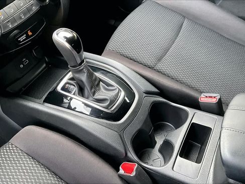 Certified 2020 Nissan Rogue Sport S FWD image 16