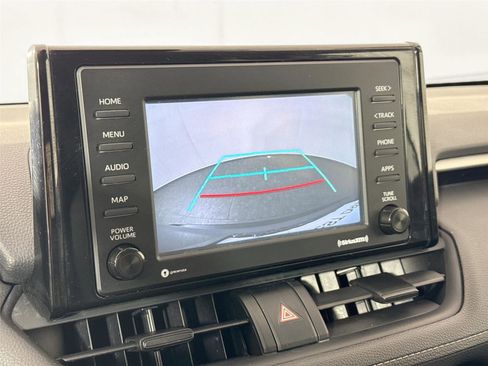 Used 2021 Toyota RAV4 XLE FWD image 21